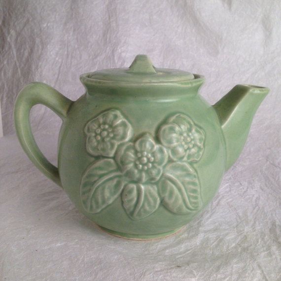 vintage green pot tea