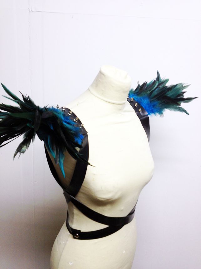 and feathers latex
